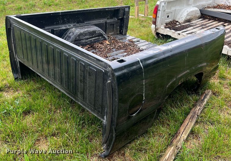 image for item LI9679 Pickup truck bed