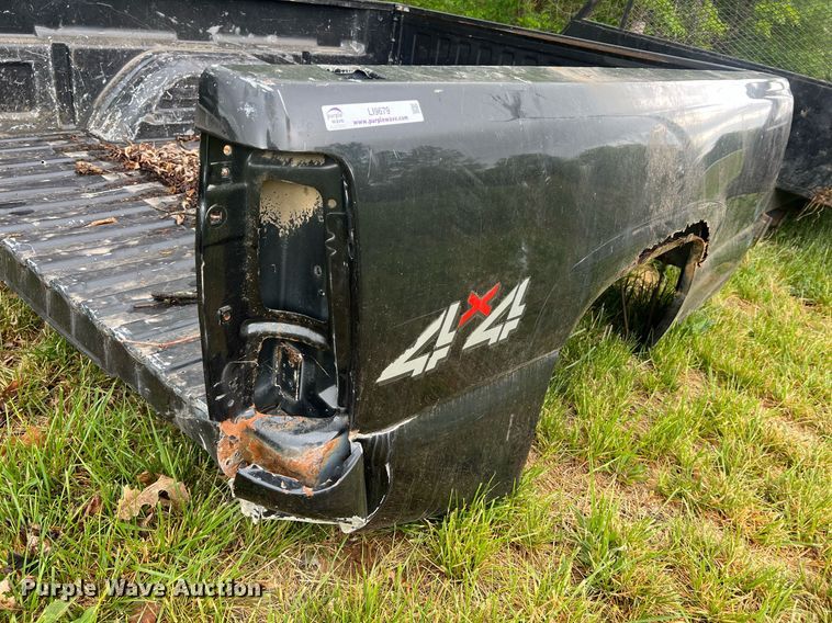 image for item LI9679 Pickup truck bed