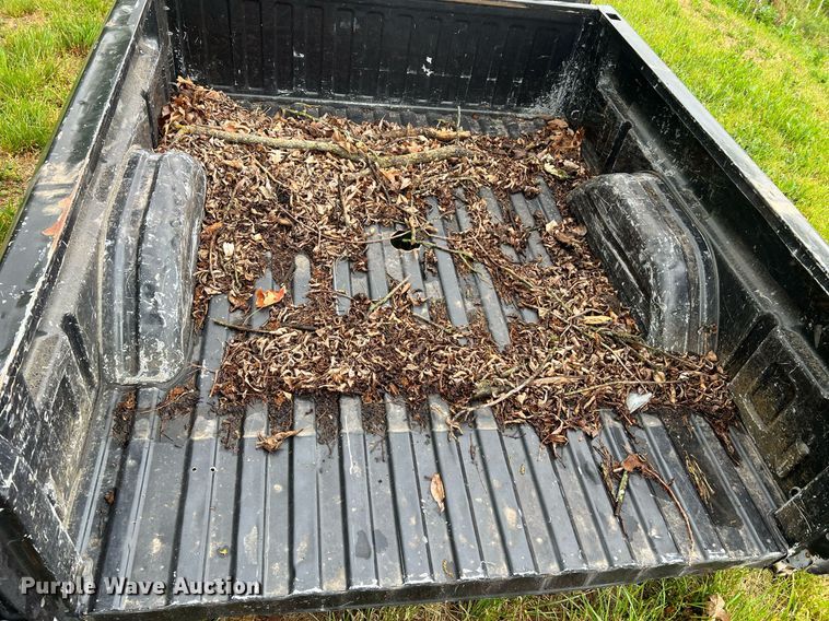 image for item LI9679 Pickup truck bed