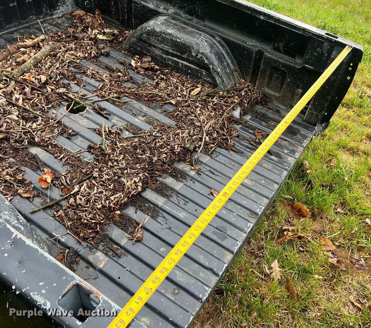 image for item LI9679 Pickup truck bed