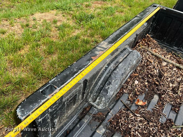 image for item LI9679 Pickup truck bed