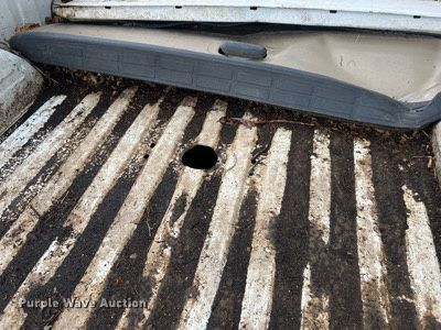 image for item LI9680 Pickup truck bed