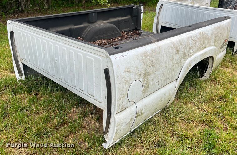 image for item LI9681 Pickup truck bed