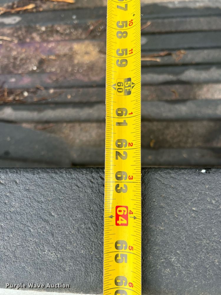 image for item LI9681 Pickup truck bed