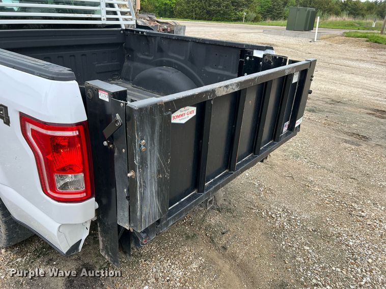 image for item LI9688 2017 Ford F150 XL  SuperCrew pickup truck