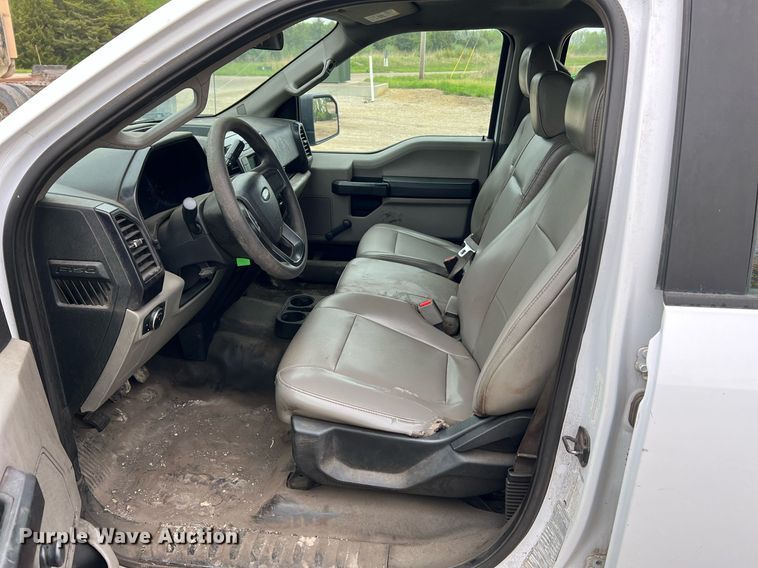 image for item LI9688 2017 Ford F150 XL  SuperCrew pickup truck