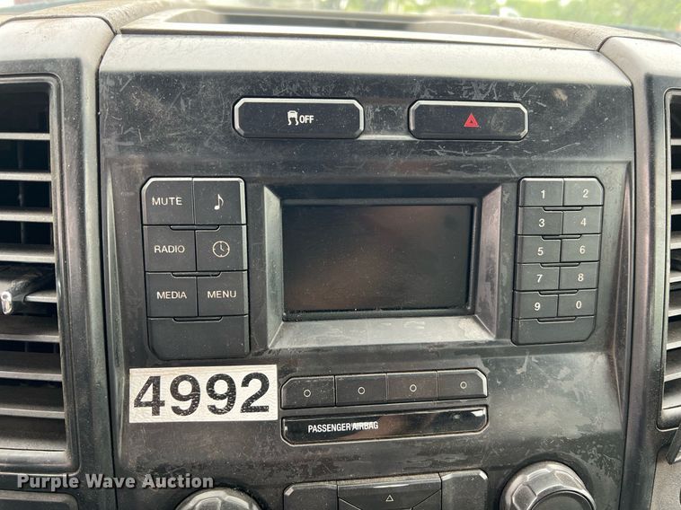 image for item LI9688 2017 Ford F150 XL  SuperCrew pickup truck