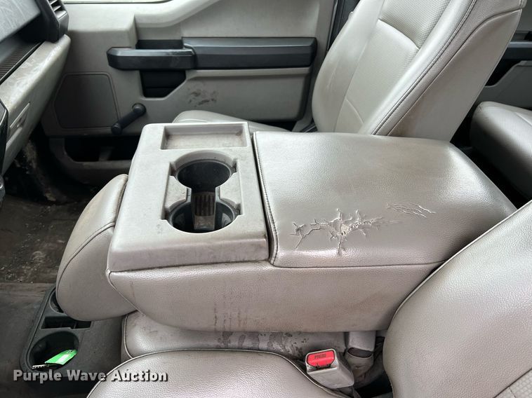 image for item LI9688 2017 Ford F150 XL  SuperCrew pickup truck