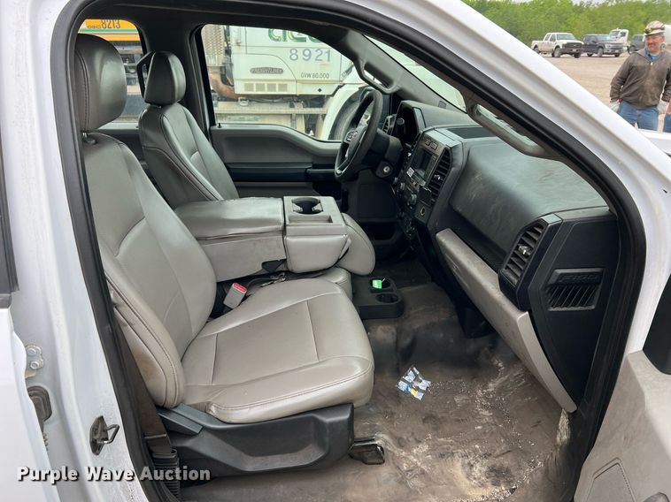 image for item LI9688 2017 Ford F150 XL  SuperCrew pickup truck