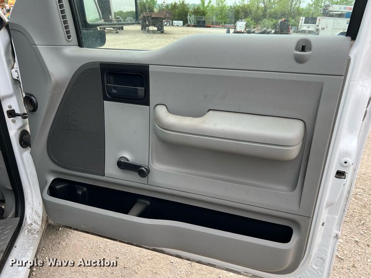 image for item LI9691 2008 Ford F150 XL  SuperCab pickup truck