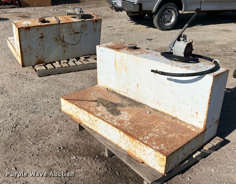 image for item LI9696 (2) auxiliary fuel tanks