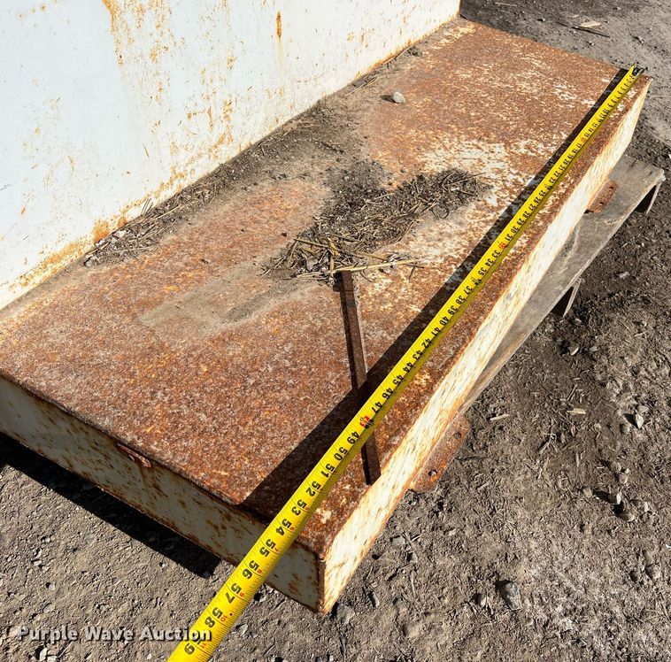 image for item LI9696 (2) auxiliary fuel tanks