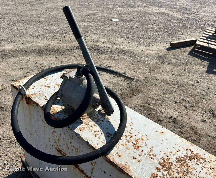 image for item LI9696 (2) auxiliary fuel tanks