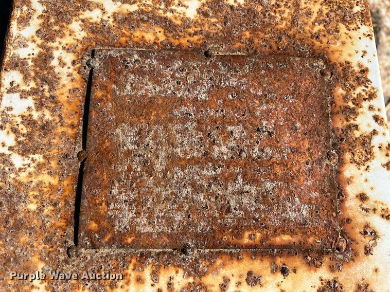 image for item LI9696 (2) auxiliary fuel tanks