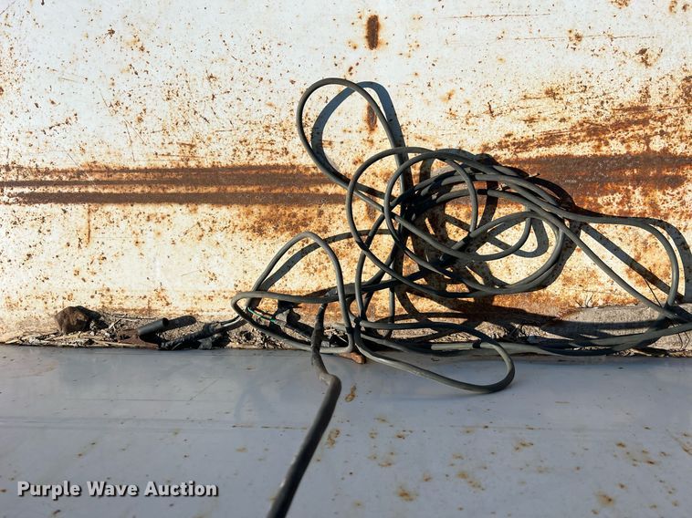 image for item LI9696 (2) auxiliary fuel tanks