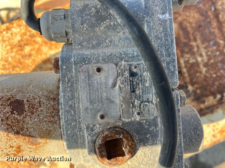 image for item LI9696 (2) auxiliary fuel tanks