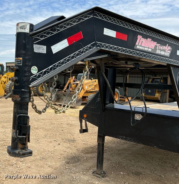 image for item LI9720 2018 Load Trail  equipment trailer