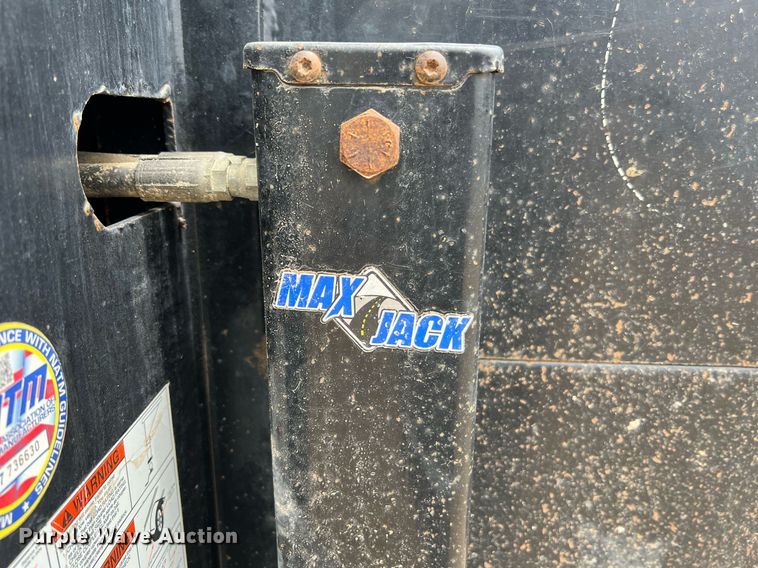 image for item LI9720 2018 Load Trail  equipment trailer