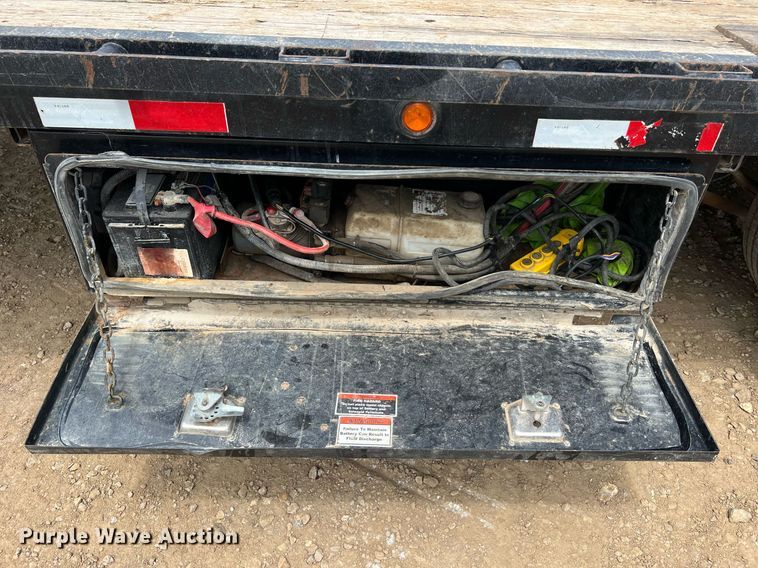 image for item LI9720 2018 Load Trail  equipment trailer