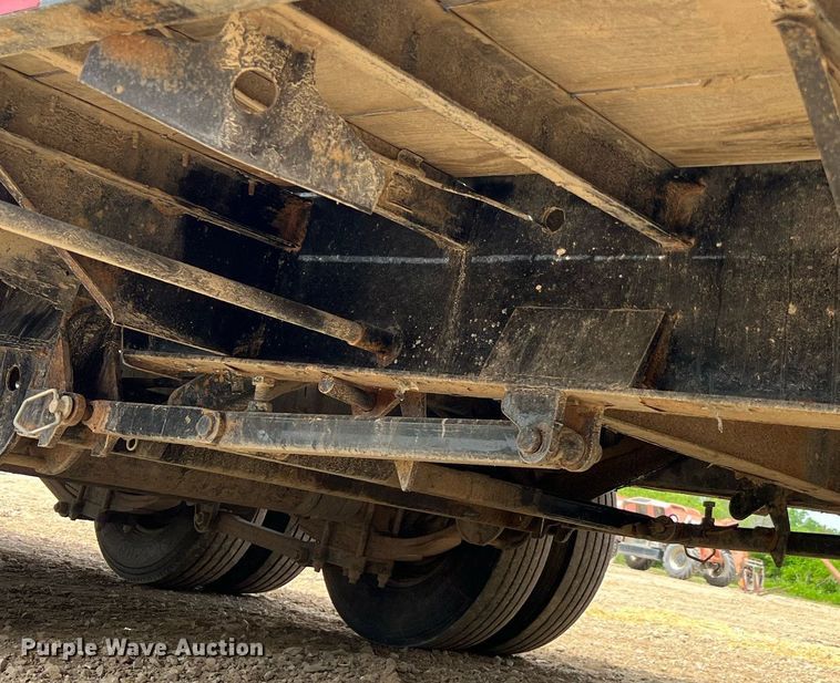 image for item LI9720 2018 Load Trail  equipment trailer