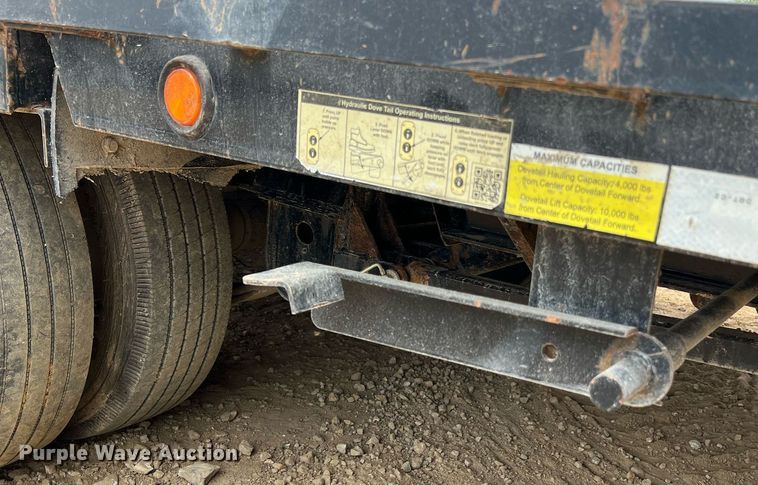 image for item LI9720 2018 Load Trail  equipment trailer