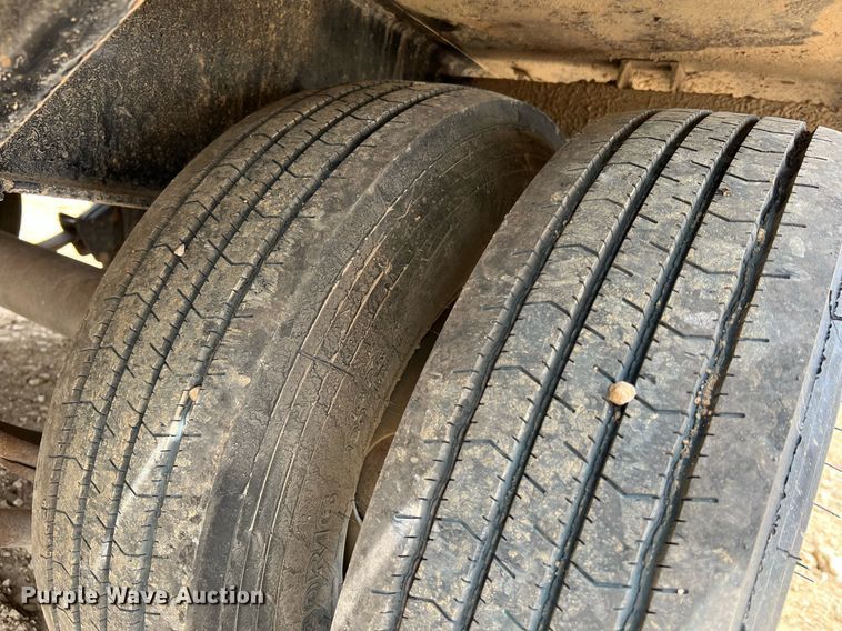 image for item LI9720 2018 Load Trail  equipment trailer