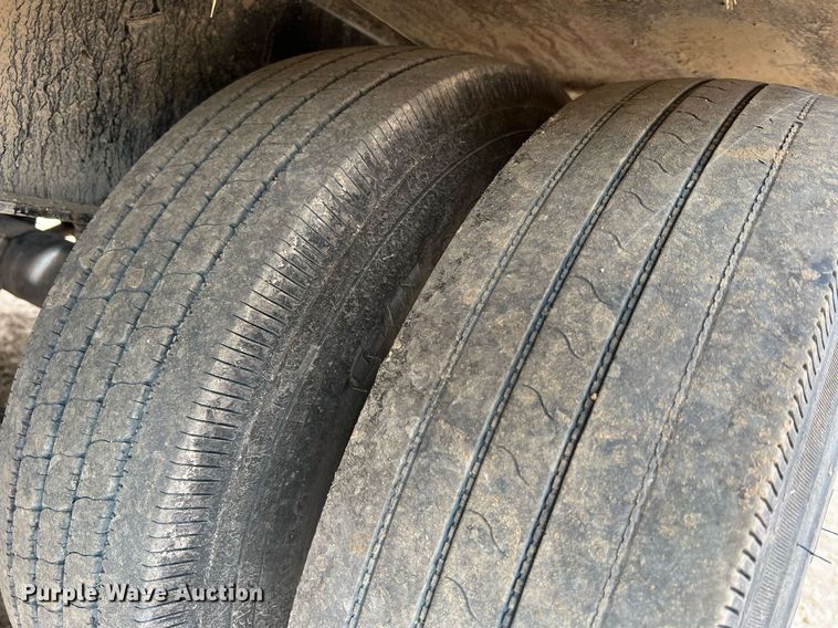 image for item LI9720 2018 Load Trail  equipment trailer