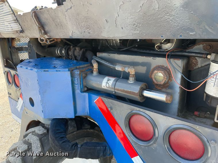 image for item LJ9644 2002 Princeton PB50X  forklift