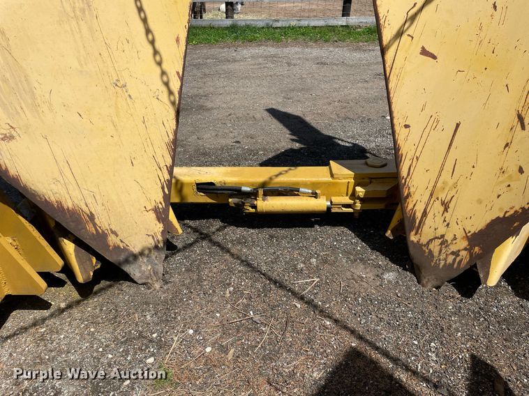 image for item LJ9660 Vermeer TS44  tree spade