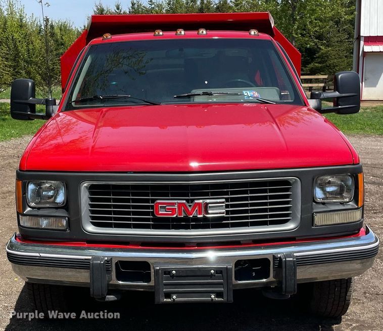 image for item LJ9661 1994 GMC Sierra C3500  dump bed pickup truck
