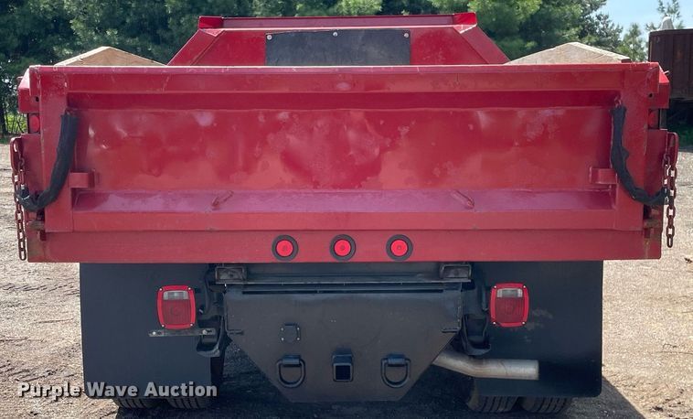 image for item LJ9661 1994 GMC Sierra C3500  dump bed pickup truck