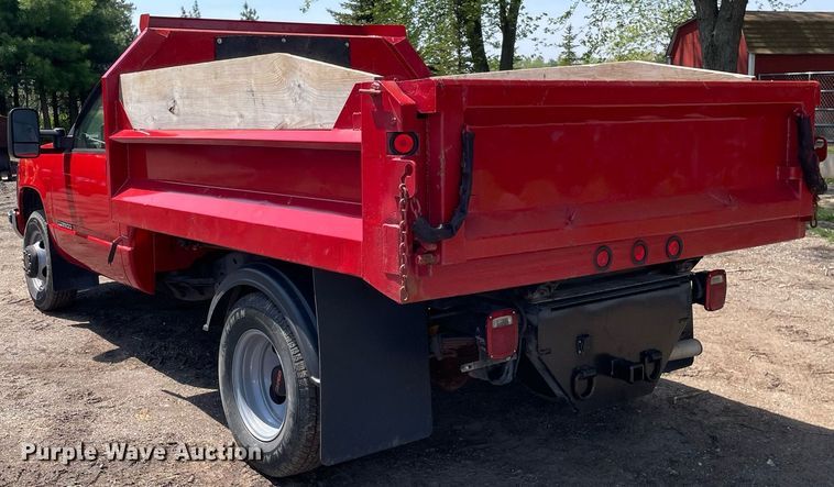 image for item LJ9661 1994 GMC Sierra C3500  dump bed pickup truck