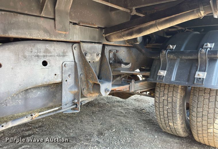 image for item LJ9661 1994 GMC Sierra C3500  dump bed pickup truck