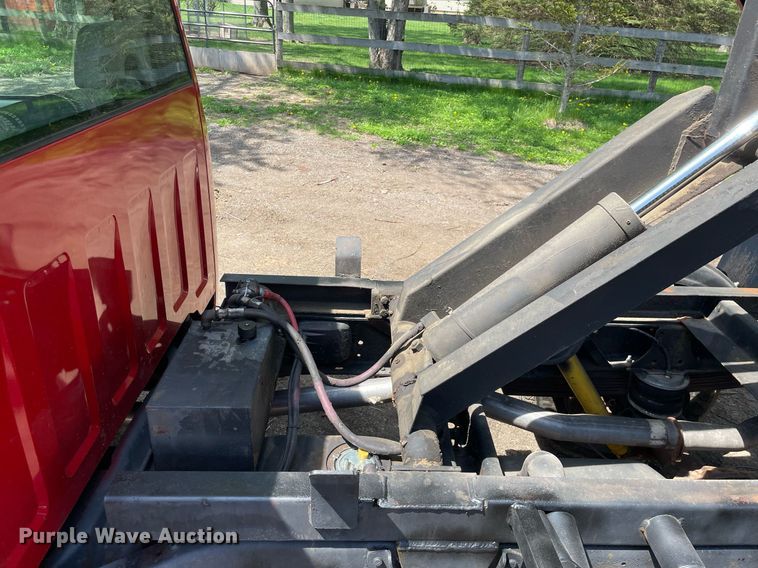 image for item LJ9661 1994 GMC Sierra C3500  dump bed pickup truck