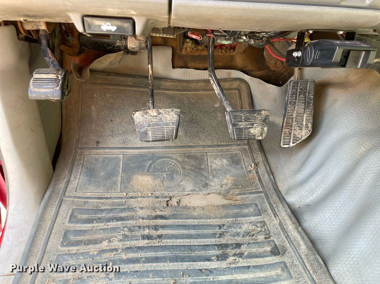 image for item LJ9661 1994 GMC Sierra C3500  dump bed pickup truck