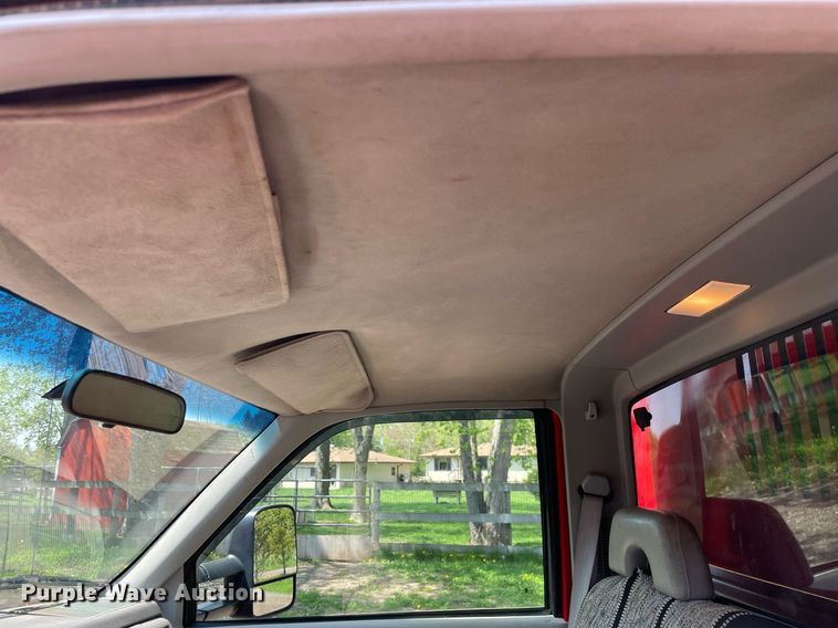 image for item LJ9661 1994 GMC Sierra C3500  dump bed pickup truck