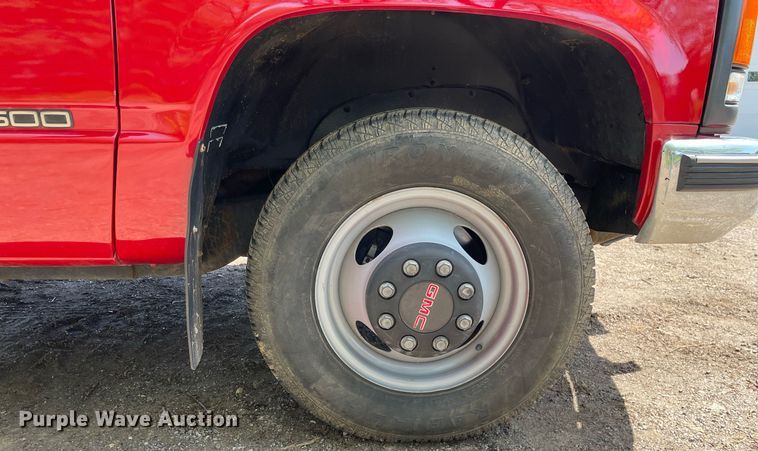 image for item LJ9661 1994 GMC Sierra C3500  dump bed pickup truck