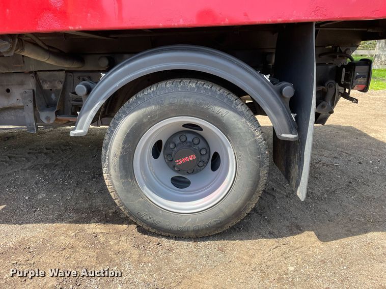 image for item LJ9661 1994 GMC Sierra C3500  dump bed pickup truck