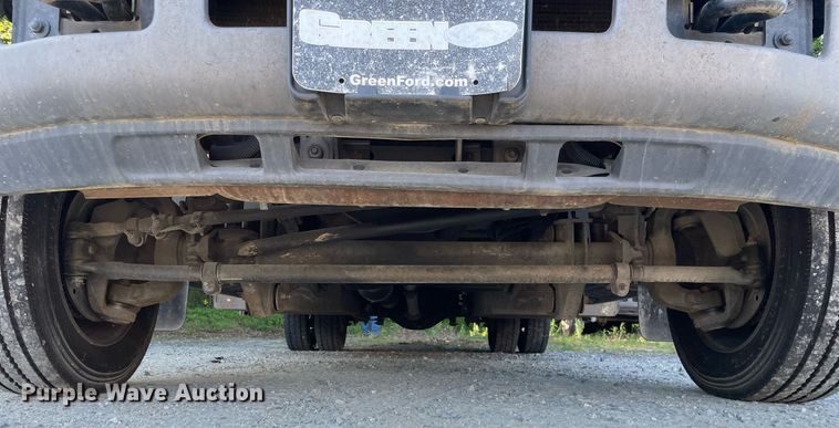 image for item LJ9663 2006 Ford F550 Super Duty XL  flatbed truck