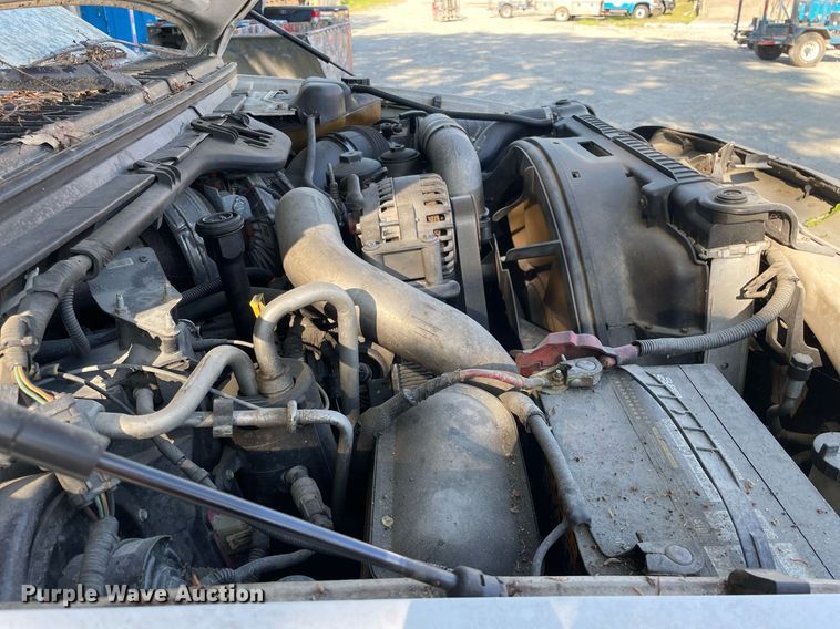 image for item LJ9663 2006 Ford F550 Super Duty XL  flatbed truck