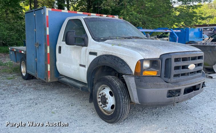 image for item LJ9664 2007 Ford F550 SuperDuty XL  flatbed truck