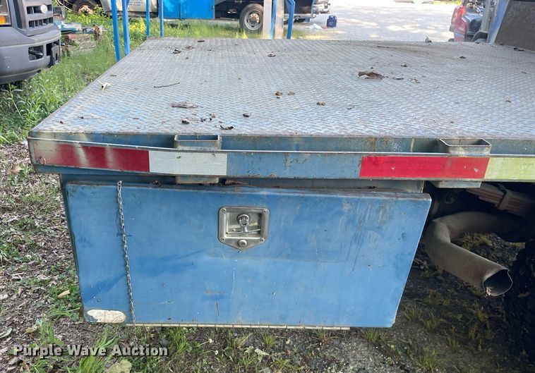 image for item LJ9664 2007 Ford F550 SuperDuty XL  flatbed truck