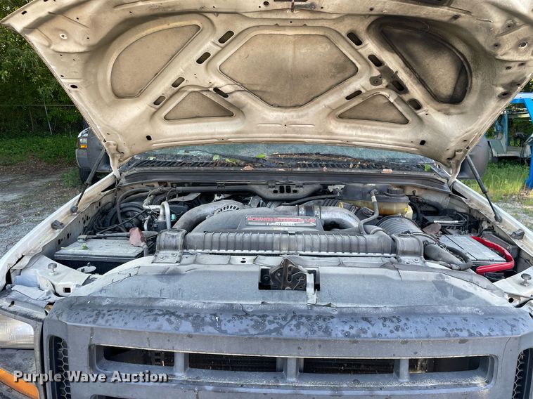 image for item LJ9664 2007 Ford F550 SuperDuty XL  flatbed truck