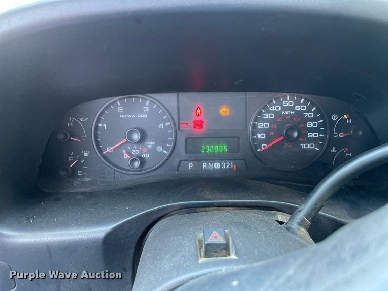 image for item LJ9664 2007 Ford F550 SuperDuty XL  flatbed truck