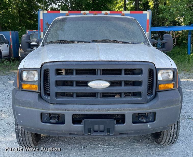 image for item LJ9665 2007 Ford F550 Super Duty XL  flatbed truck
