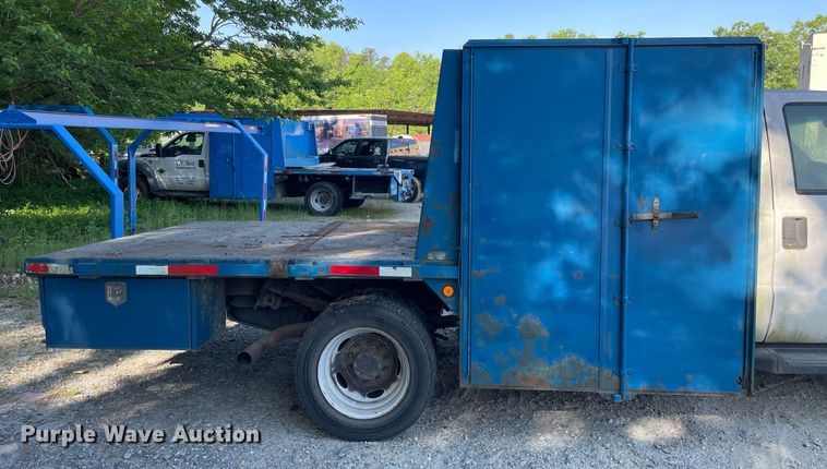 image for item LJ9665 2007 Ford F550 Super Duty XL  flatbed truck
