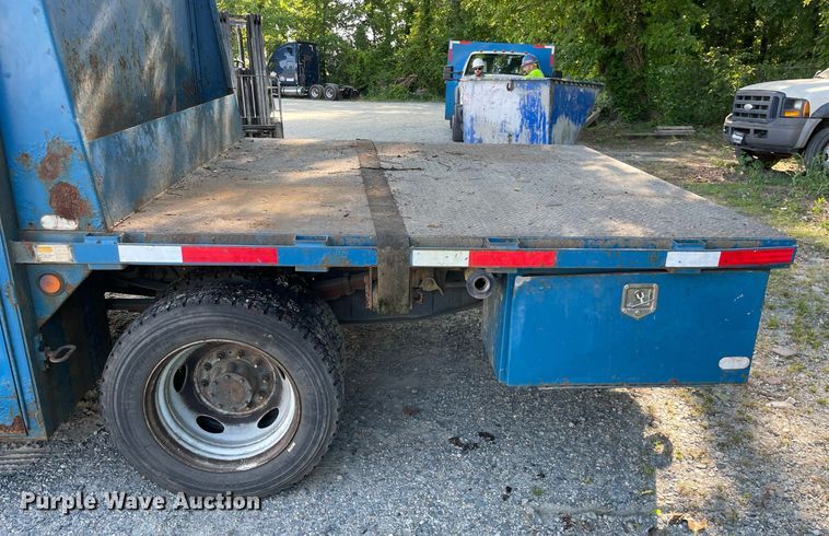 image for item LJ9665 2007 Ford F550 Super Duty XL  flatbed truck