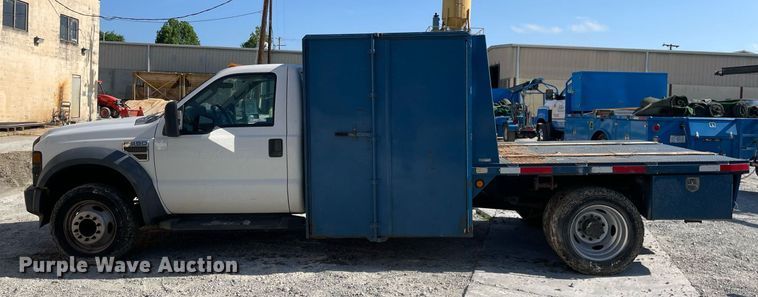 image for item LJ9666 2010 Ford F550 Super Duty XL  flatbed truck