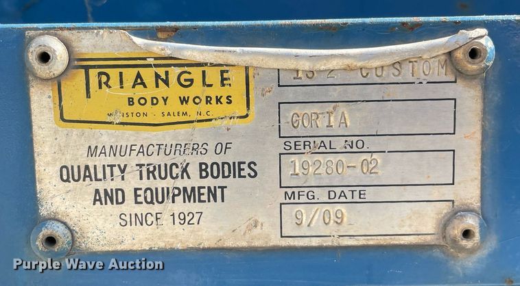 image for item LJ9666 2010 Ford F550 Super Duty XL  flatbed truck