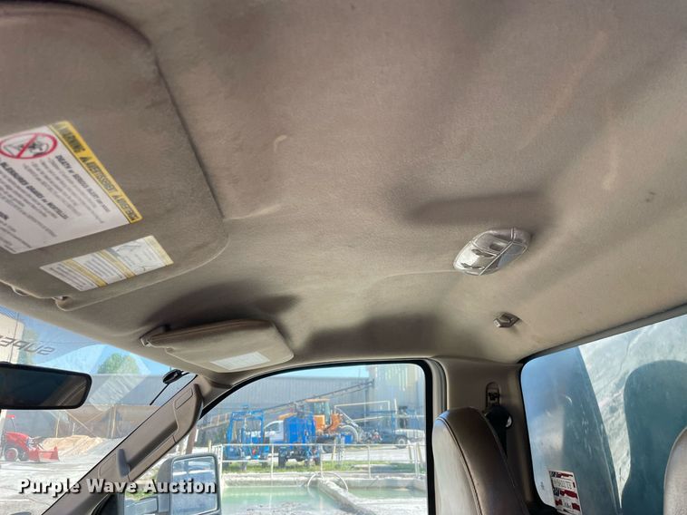 image for item LJ9666 2010 Ford F550 Super Duty XL  flatbed truck